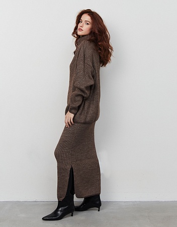 Костюм: свитер и юбка Костюм: свитер и юбка