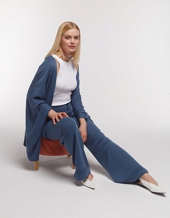 Вязаные костюмы женские UNI от интернет-магазина Shoppingcore Вязаные костюмы женские UNI от интернет-магазина Shoppingcore