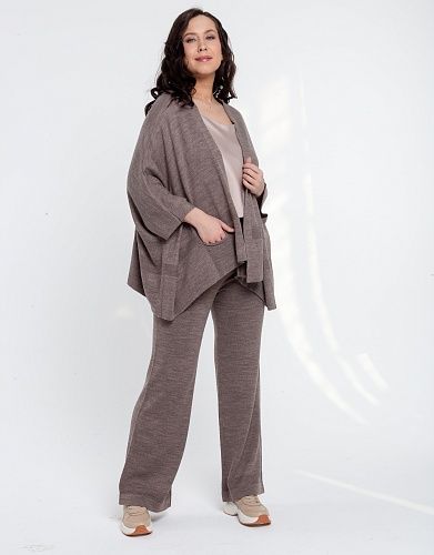 Вязаные костюмы женские UNI от интернет-магазина Shoppingcore Вязаные костюмы женские UNI от интернет-магазина Shoppingcore