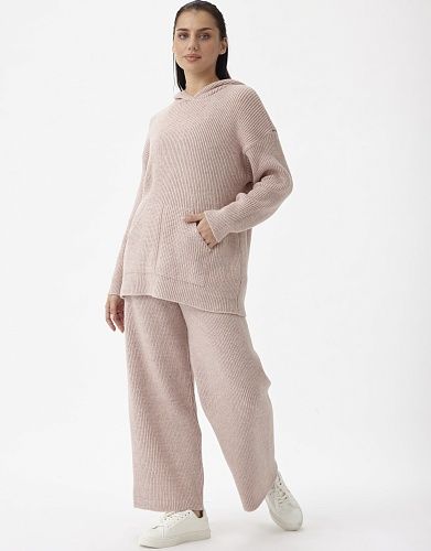 Вязаный костюм EVA
 Вязаный костюм EVA