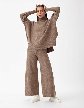 Вязаный костюм DEEZ Вязаный костюм DEEZ