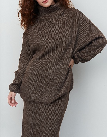 Костюм: свитер и юбка Костюм: свитер и юбка