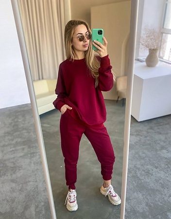 картинка трикотажный костюм от магазина Shoppingcore.ru картинка трикотажный костюм от магазина Shoppingcore.ru