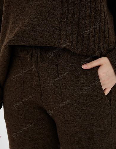 Вязаный костюм COSMO
 Вязаный костюм COSMO